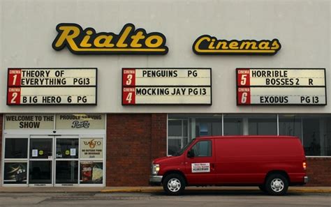 macomb il movie theater|movie theater rialto.